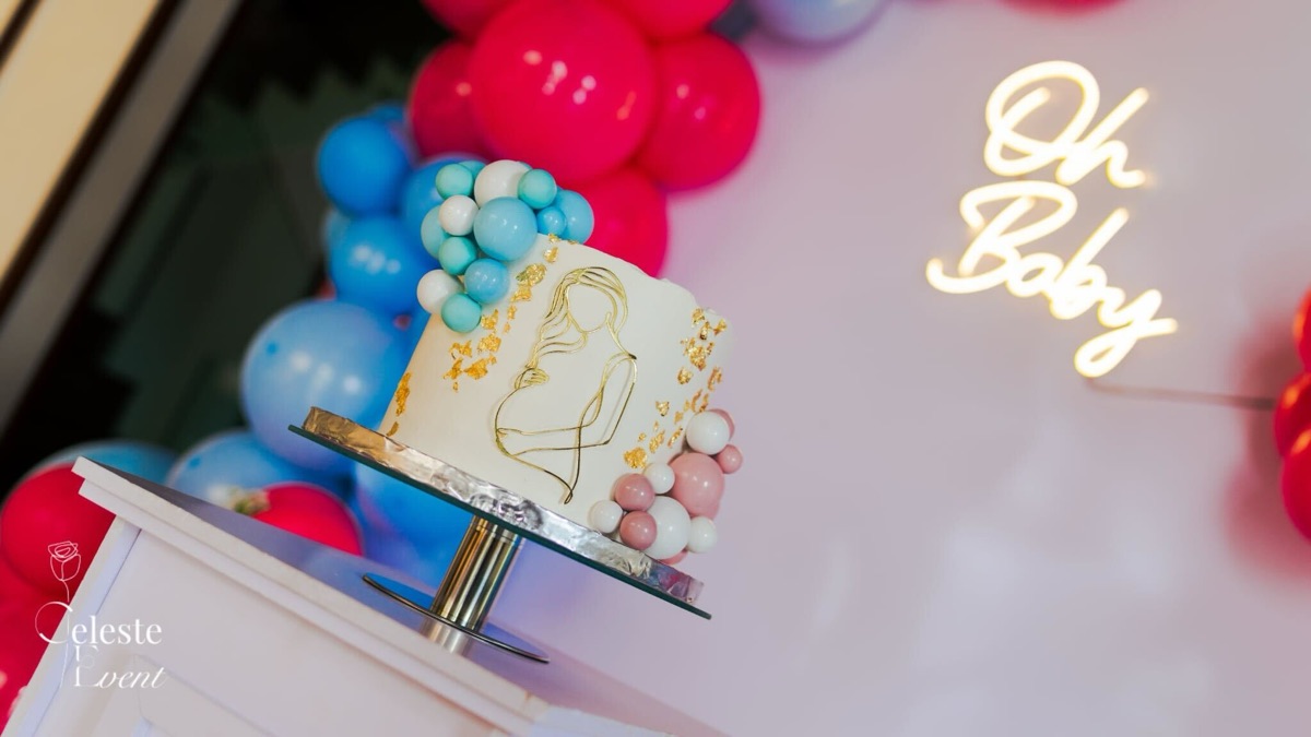 Support rotatif pour présentation de gâteau